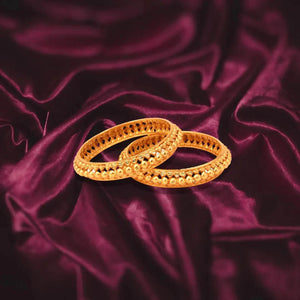 Feel the Gold, Love the Art: Salankara’s Pure Gold Look Collection