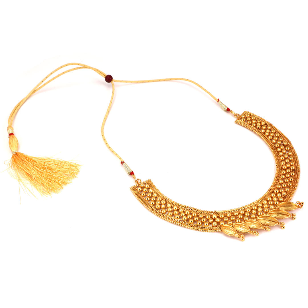 Salankara Creation Hansuli Necklace with Slim Earrings Pair