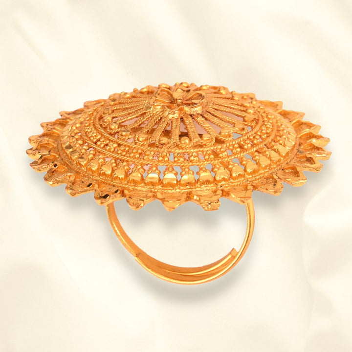 Salankara Creation Big Designer Circle Top Finger Ring